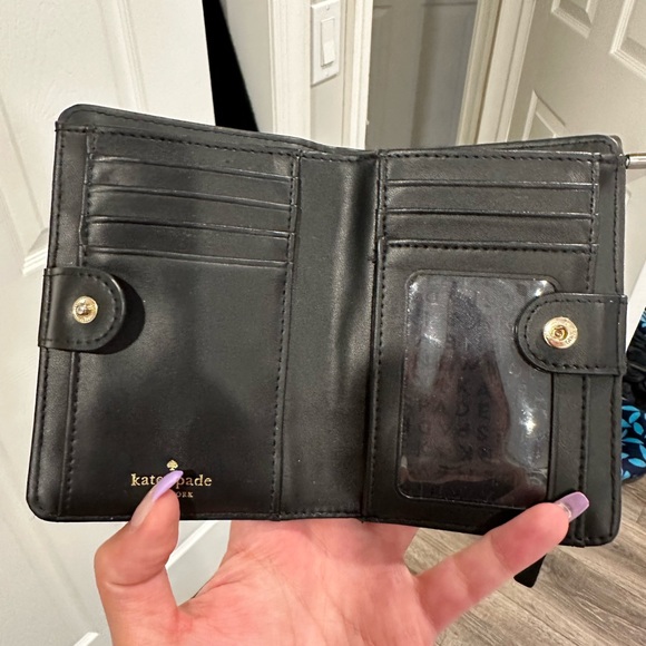 Kate Spade wallet - Picture 2 of 5